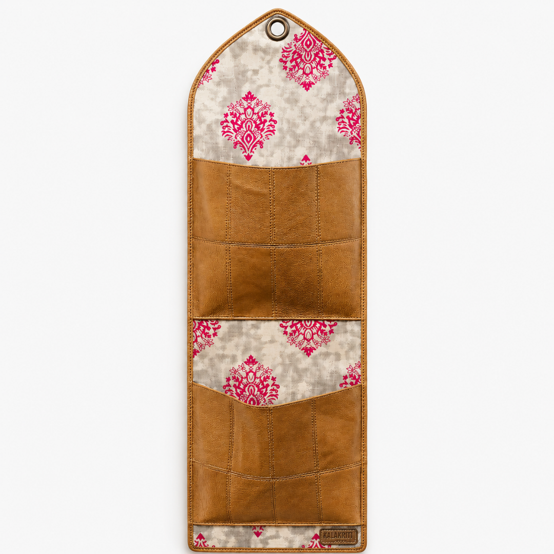 High Column Leather Hanging Closet